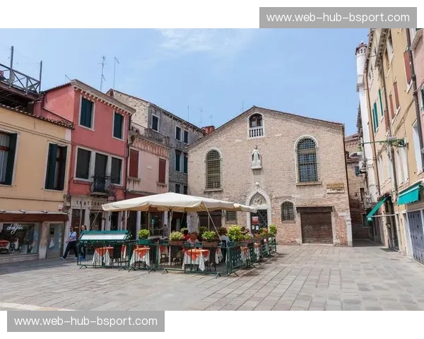 比利时童话小镇布鲁日vs意大利文艺复兴之都都灵：一场穿越时空的浪漫邂逅